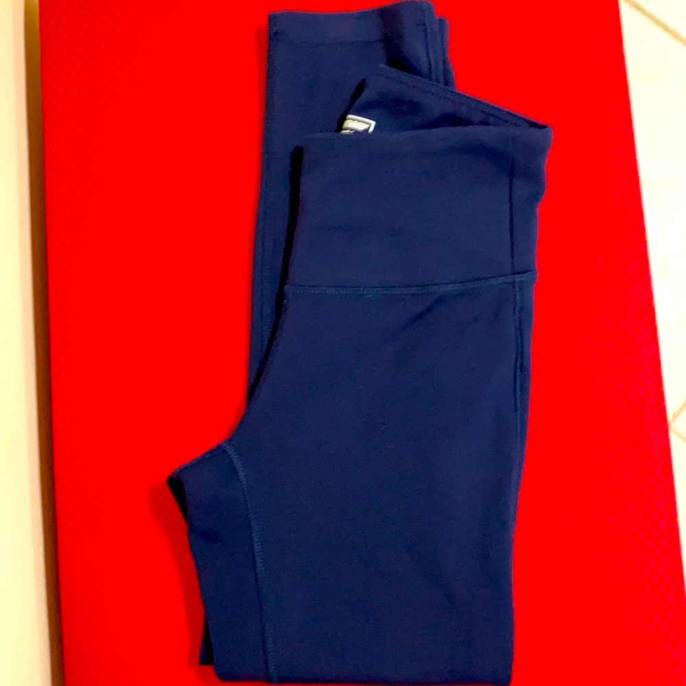 Navy blue leggings